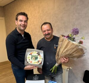 Huseyin 30 jaar in dienst